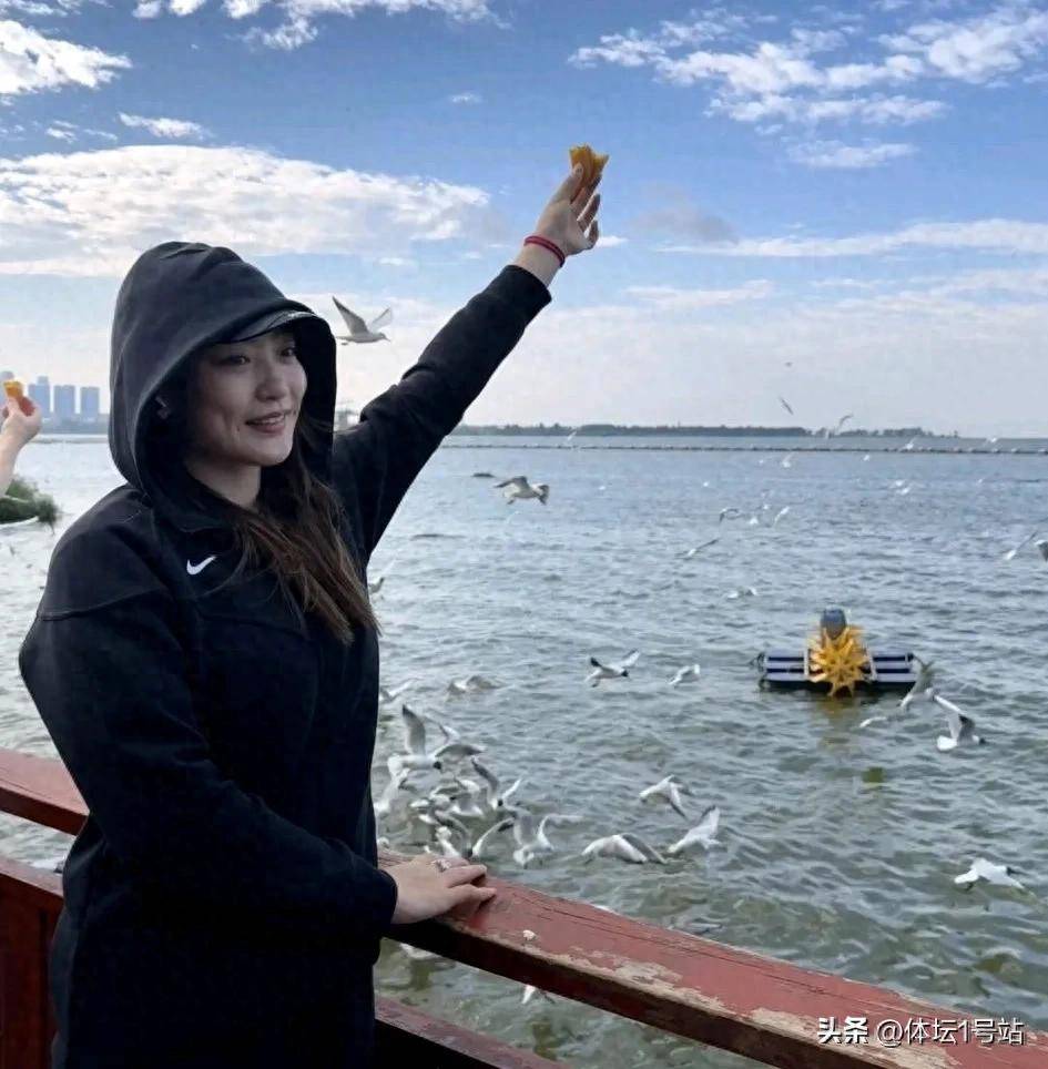 杨毅谈李梦无缘亚洲杯骂宫指导的人对李梦状态和宫指导一无所知的简单介绍