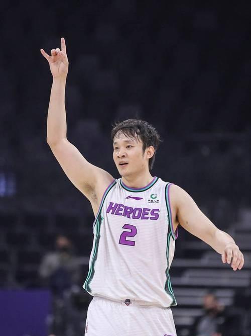 包含19年世界杯集锦丁彦雨航30分6板，中国男篮力克韩国的词条
