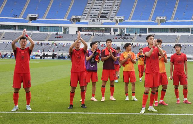 东亚杯-日本1-0韩国三场全胜成功卫冕的简单介绍