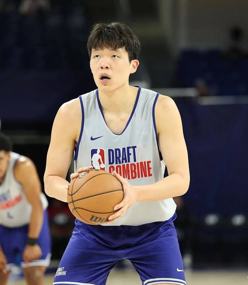 杨瀚森最可能被篮网首轮选中签保障合同的简单介绍
